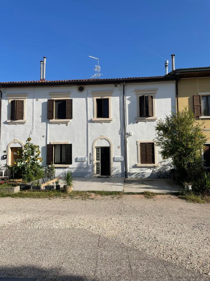 Residenza Il Melograno Fiera Apartment Verona Exterior photo